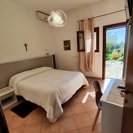 Casolare Nelle Saline 3* Torre Nubia