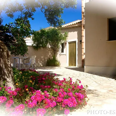 Bed & Breakfast Casolare Nelle Saline Torre Nubia
