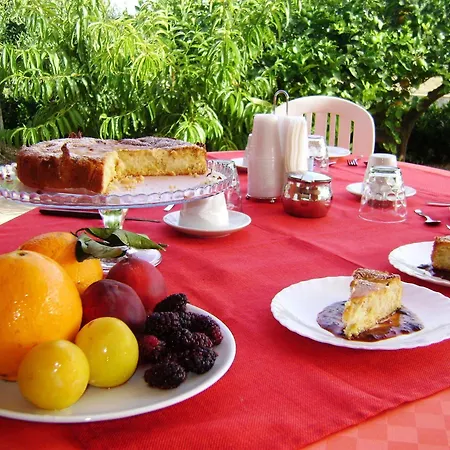 Casolare Nelle Saline Bed & Breakfast