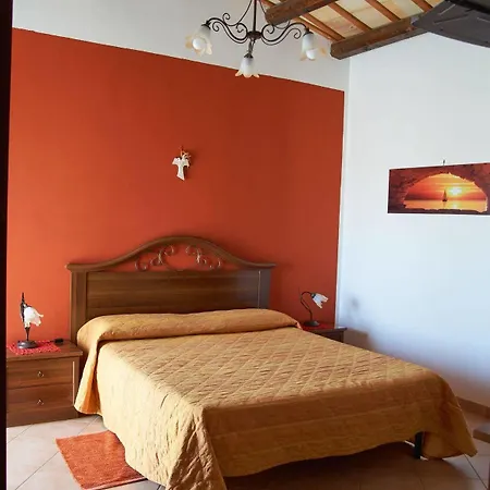 Casolare Nelle Saline Bed & Breakfast
