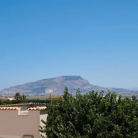 Casolare Nelle Saline Torre Nubia