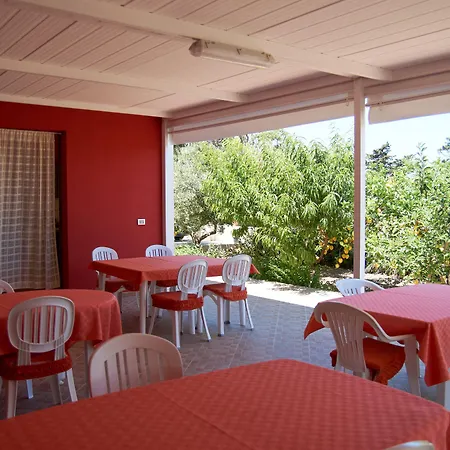 Casolare Nelle Saline 3* Torre Nubia